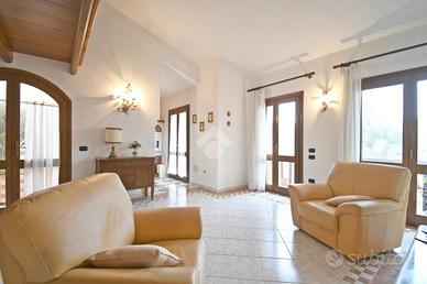 CASA INDIPENDENTE A CABRAS