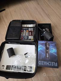 Macchina per tatuaggi e accessori