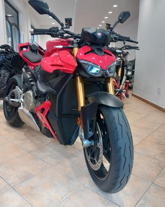 Ducati Streetfighter V4 S