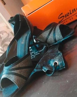 scarpa da ballo con brillantini 