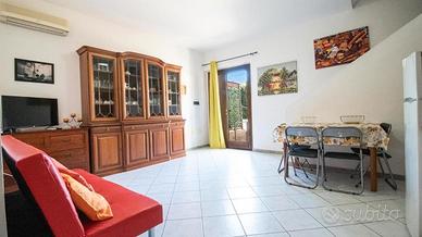 Villetta bilivelli arredata Villasimius