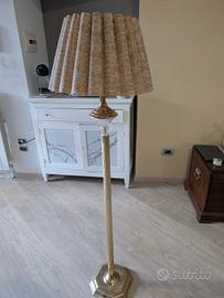 Lampadario in cristallo e ottone 