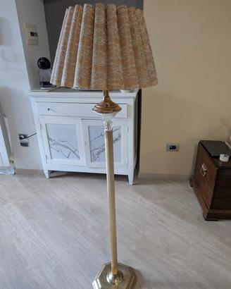 Lampadario in cristallo e ottone 