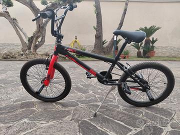 Bicicletta BMX