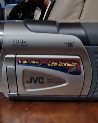 JVC Digital Video Camera GR D22U
