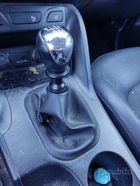 Leva cambio HYUNDAI IX35 4X4 . 1995cc D 2014