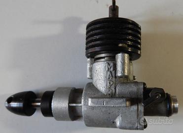 Motore a scoppio da 2,5 cc per modellismo aereo