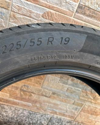 Gomme mischelin 225/55 R 19