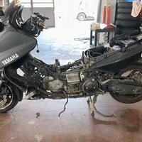 Yamaha T Max - 2004