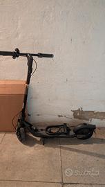 Monopattino Ninebot F2