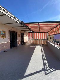 2 LOCALI A TORRE DEL GRECO