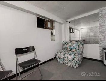  Studio mansarda senza bagno zona garbatella