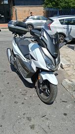 SCOOTER FORZA 350