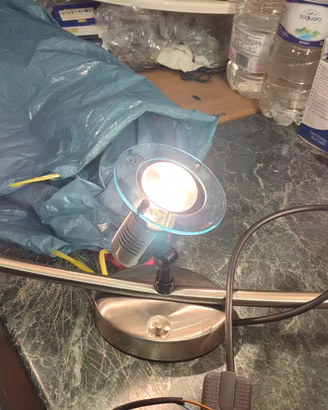 applique tre faretti