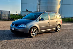 Volkswagen Touran 1.6 16V 6 MARCE 7 POSTI