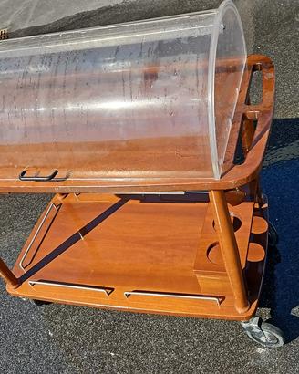 Carrelli porta vivande