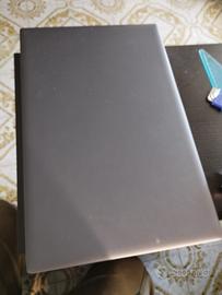 Laptop 17 Pollici 12GB RAM