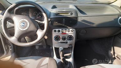 FIAT PUNTO 1.3 MULTIGET DIESEL