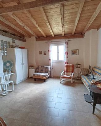 Villa di 100 m² con 3 locali a Casteggio