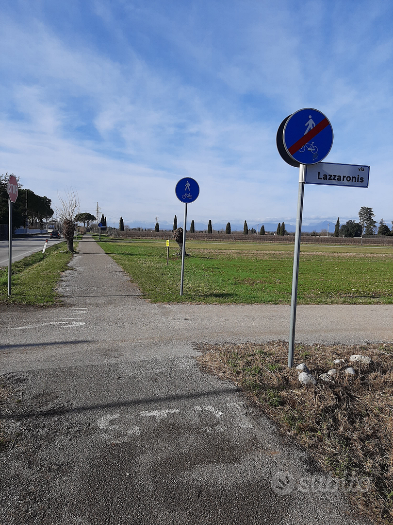 Vendita terreni agricoli - zona Moimacco - Vista 2
