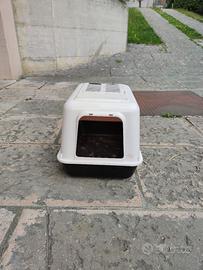sabbiera per gatti coperta