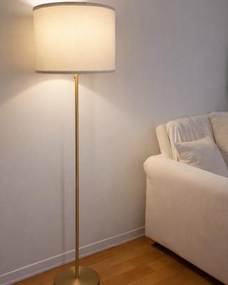 Lampada da terra IKEA oro con paralume