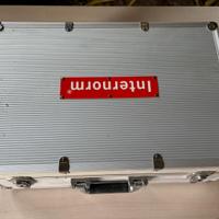 Valigia INTERNORM con mazzette colori