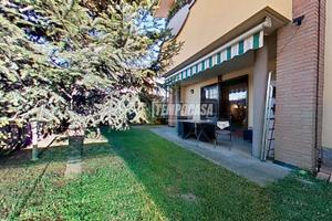 ELEGANTE BILOCALE CON GIARDINO, BOX E CANTINA!