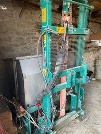 Vasca inox con muletto per vendemmia - 600 litri