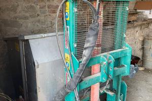 Vasca inox con muletto per vendemmia - 600 litri