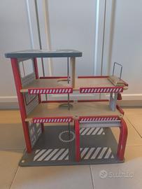 Caserma dei pompieri in legno 