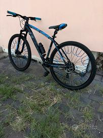 Mountain Bike MBM - Nera e Azzurra