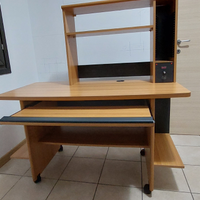 SCRIVANIA e POLTRONA