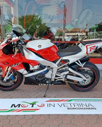 YAMAHA YZF R1 - 1999