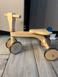 Triciclo in legno