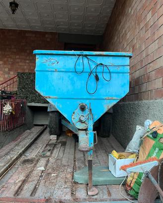 Carello per cereali e uva