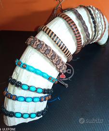 BRACCIALETTI ARTIGIANALI IN PELLE E CORDINO NYLON 