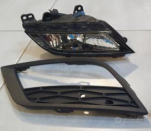 Fendinebbia anteriore sinistro Seat Leon 5F