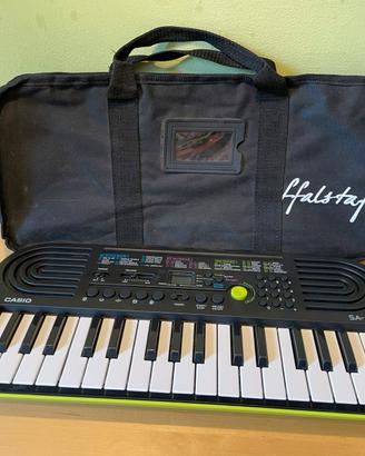 Tastiera musicale per scuola media