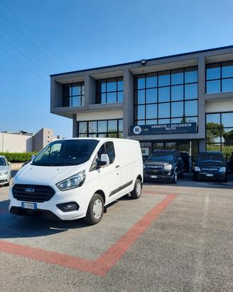 Ford Transit Custom 320 2.0 EcoBlue Hybrid 130 PC 