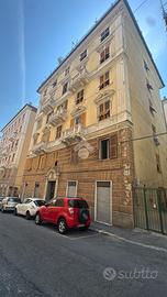 6 LOCALI A GENOVA