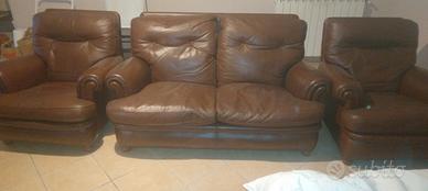 poltrone in pelle frau