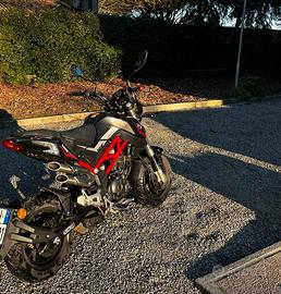 Benelli tnt 125 cc anno 2023