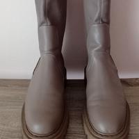 Stivaletti con carrarmato color tortora