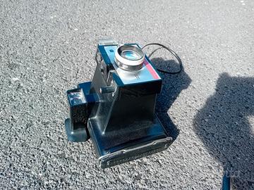 Polaroid per foto istantanee.