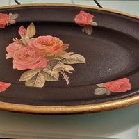 vassoio lavorato in peltro