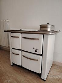 CUCINA ECONOMICA A LEGNA