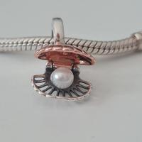 Pandora Charm Conchiglia con Perla  782449C01