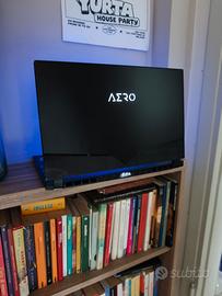 4K OLED Gigabyte AERO RTX2070  laptop/notebook
