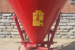 Spandiconcime rondini sp500